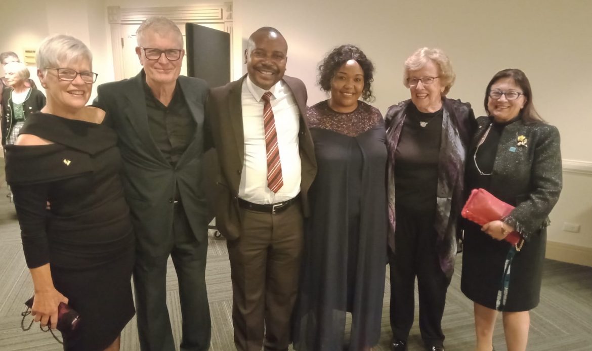 HONORABLE LUC MULIMBALIMBA EN CONTACT DIRECT AVEC LES PARTENAIRES DE LA MHCD, SON ORGANISATION